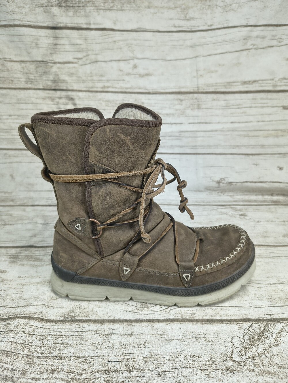 Manitoba Mukluks Pacific Half Winter Waterproof Boot - Women's 7.5